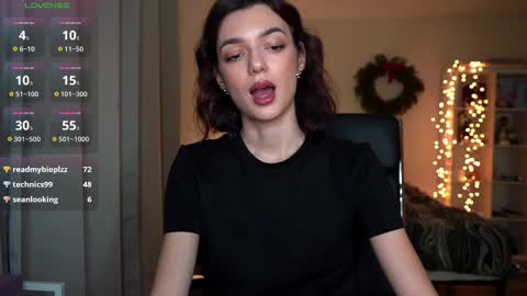 Olivia online show from December 17, 2:51 am