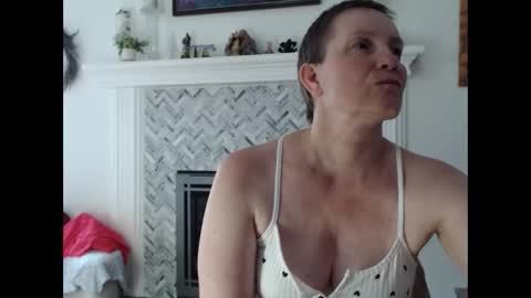 Aurora Willows online show from April 3, 6:37 pm