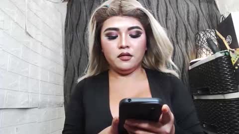 sexy kia online show from October 11, 3:11 am