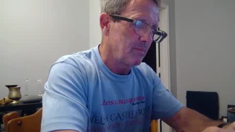 13glanmorfa online show from July 30, 4:13 am