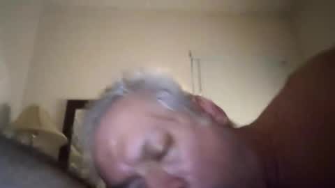 luv to cum online show from January 8, 12:27 am