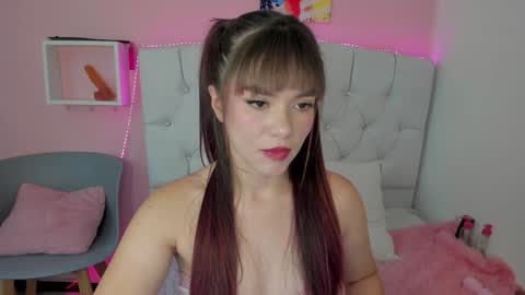 Snapshot of 18candy chatting on January 25, 9:57 pm 18candy online show from January 25, 9:57 pm