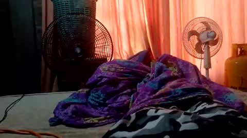 Felipe25cm online show from October 9, 1:27 pm