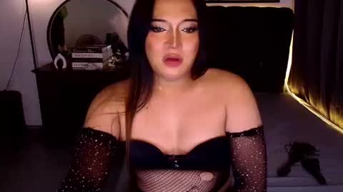 Ekang online show from May 5, 11:54 pm