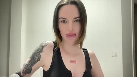 DOVE online show from October 15, 8:20 pm