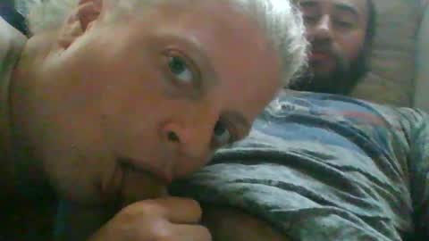 1freakydeaky_ online show from August 5, 11:24 pm