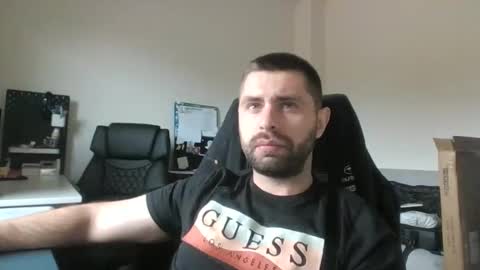 kam online show from April 21, 6:09 am