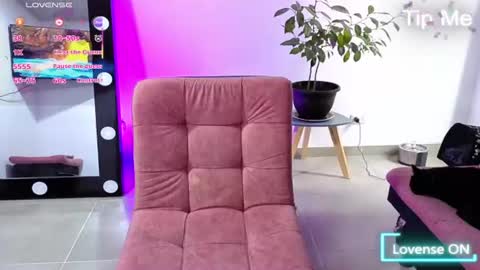 Ashley Independent model online show from July 24, 6:38 pm