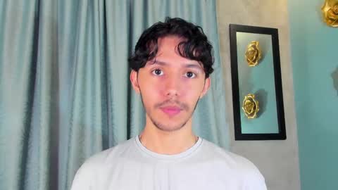 Sebastian online show from October 18, 8:24 pm