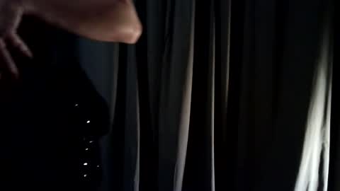 KinkyGames online show from December 7, 1:08 am