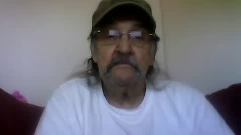 1valentine online show from September 24, 6:47 pm