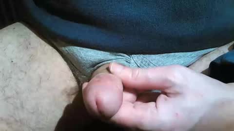 2001uwuk online show from February 23, 9:16 pm