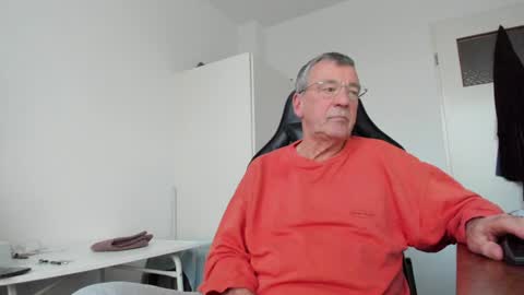 Henk online show from February 6, 4:36 pm