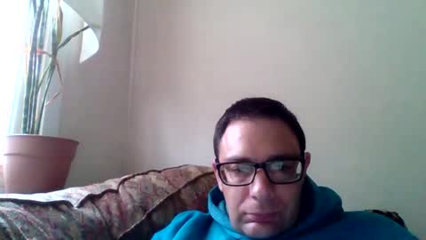 21piolts online show from April 29, 10:03 pm