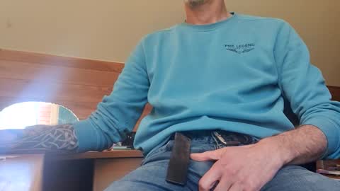 22_acacia_avenue online show from April 8, 9:23 am