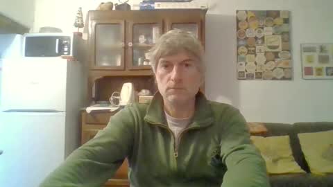 22esserre online show from October 23, 11:34 am