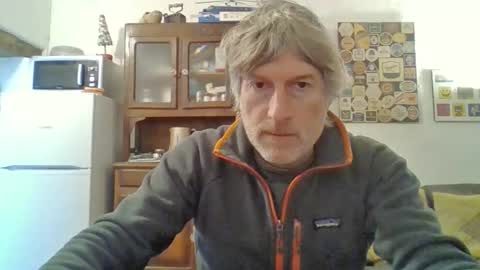 22esserre online show from December 1, 12:36 pm