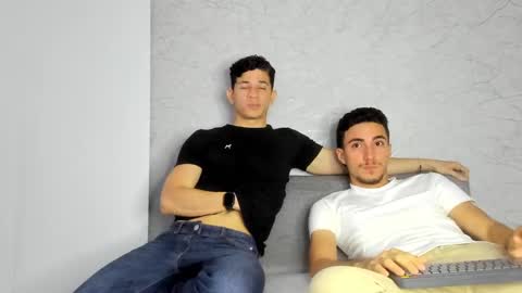 Snapshot of 2alexoconor chatting on December 28, 9:19 pm 2alexoconor online show from December 28, 9:19 pm