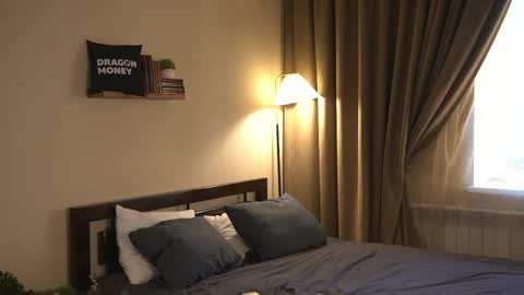 Elley  online show from February 24, 2:42 pm