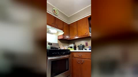 33adidas online show from March 16, 7:56 am