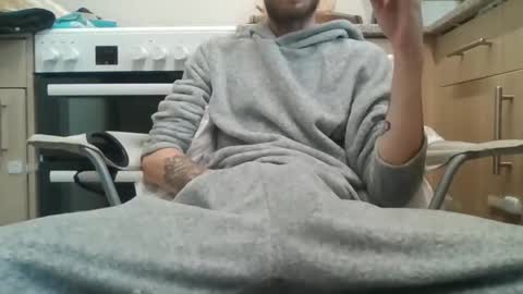 420feetloverr420 online show from October 26, 7:20 am