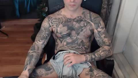 Snapshot of 420randomguy chatting on January 6, 6:31 pm Anomander Rake online show from January 6, 6:31 pm