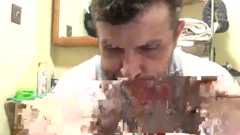 Kyle Brandon online show from December 2, 3:08 am