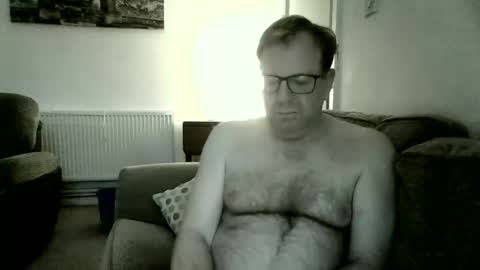 robert online show from March 29, 6:09 pm