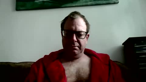 robert online show from March 28, 9:32 am