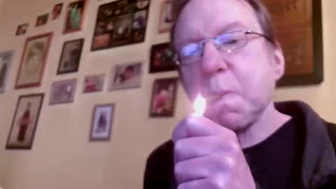Snapshot of 64shorty chatting on March 10, 11:12 am 64shorty online show from March 10, 11:12 am