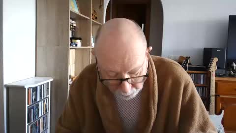 Snapshot of 7thsojourn chatting on February 26, 2:16 pm Papi online show from February 26, 2:16 pm
