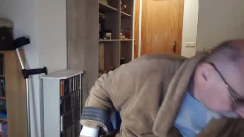 Snapshot of 7thsojourn chatting on February 6, 5:40 pm Papi online show from February 6, 5:40 pm