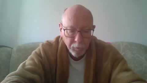 Snapshot of 7thsojourn chatting on January 31, 9:05 am Papi online show from January 31, 9:05 am