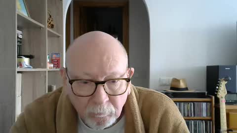 Snapshot of 7thsojourn chatting on December 17, 12:00 pm Papi online show from December 17, 12:00 pm