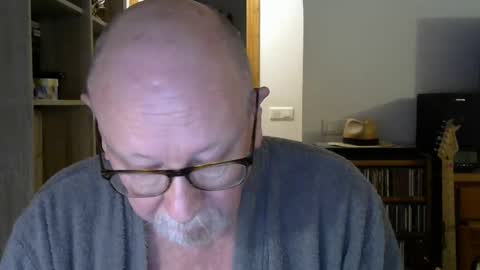 Snapshot of 7thsojourn chatting on December 8, 6:06 pm Papi online show from December 8, 6:06 pm