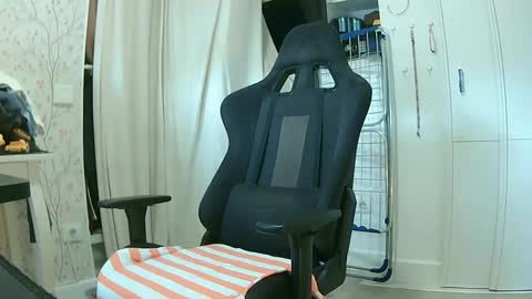 Arturo online show from April 15, 12:30 pm