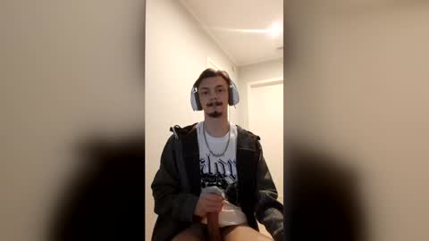 Alex online show from April 26, 6:38 pm