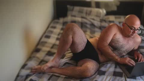 God Zeus online show from August 1, 5:20 am