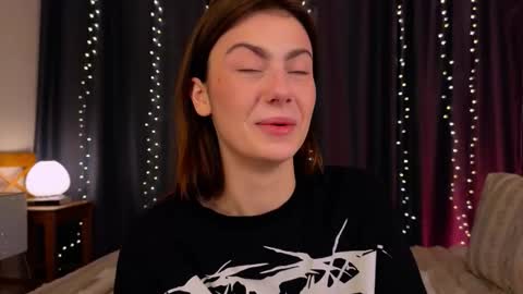 Willow online show from February 7, 9:40 pm