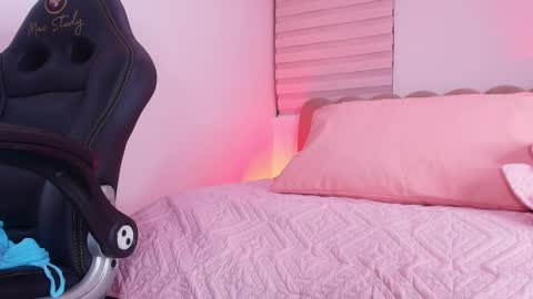  abby rouss online show from November 25, 3:16 am