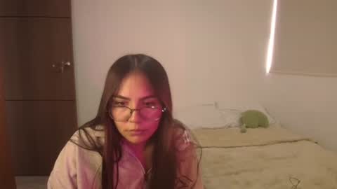 abby 3 online show from May 12, 4:49 pm
