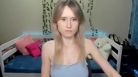 adel online show from October 10, 7:08 pm