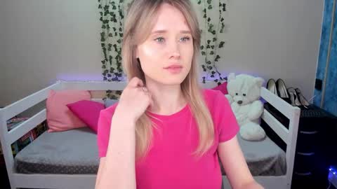 adel online show from October 19, 6:45 pm