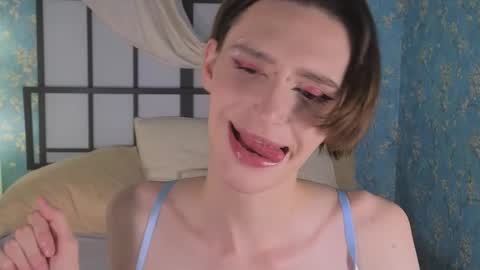 adrian online show from October 24, 9:54 am