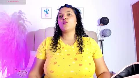 _aithanaa_ online show from February 18, 6:52 pm