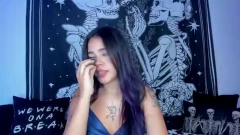 _alicesasha_ online show from July 3, 10:53 am