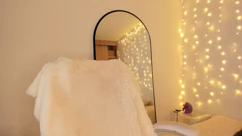 _allisongomez online show from December 5, 10:40 pm