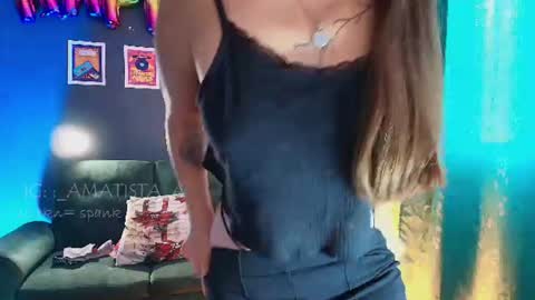Ana  online show from July 19, 5:15 pm