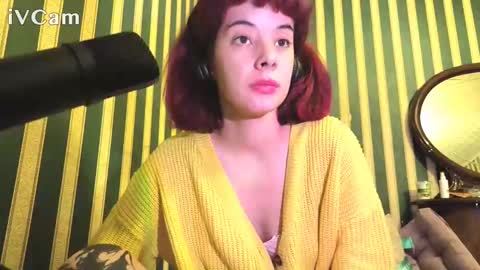 Snapshot of _amber_doll_ chatting on October 3, 12:20 am Amber online show from October 3, 12:20 am