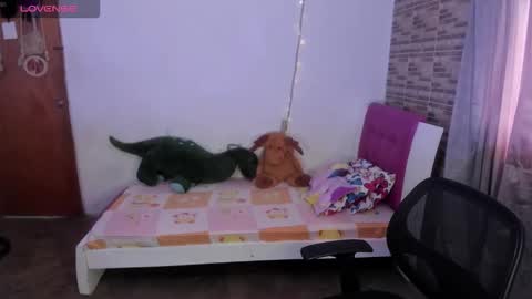 AMELIA  online show from February 18, 3:45 pm